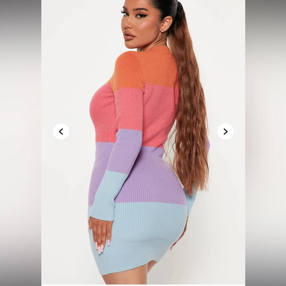 Colorblock Ribbed Knit Dress - Picture 3 of 3